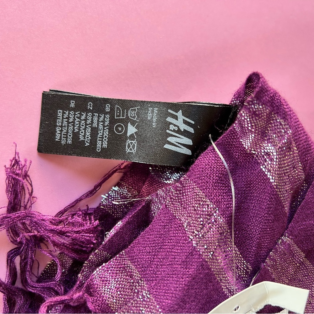 Scarves - Picture 6 of 7